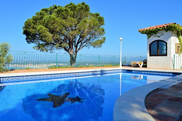 Votre pisciniste à Neuchâtel : des solutions sur mesure pour vous